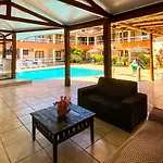 Malibu Porto Hotel